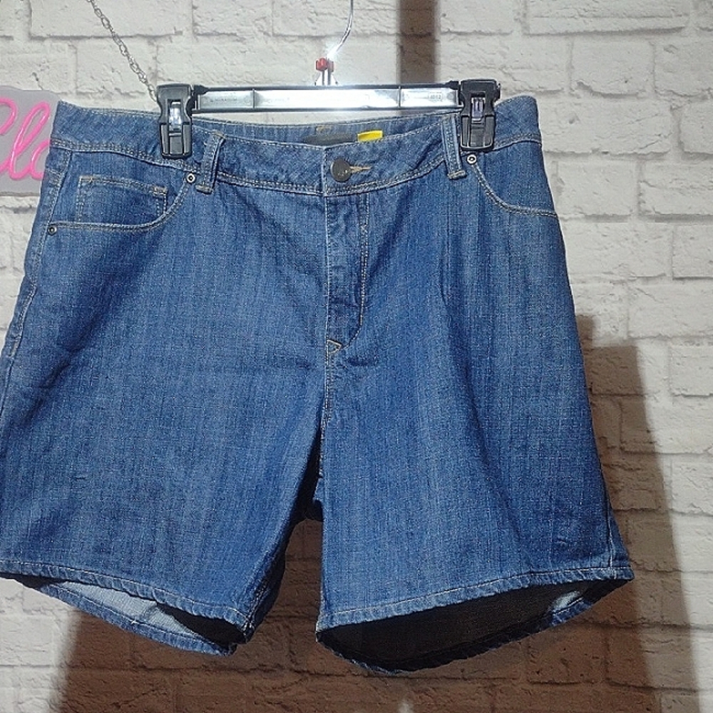 Cabela's Classic Blue Denim Jeans (18)